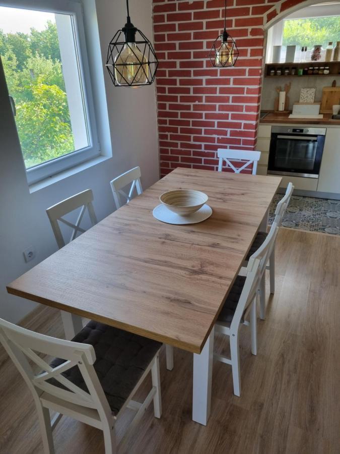 Villa Hoopovo House Fruska Gora Irig Esterno foto