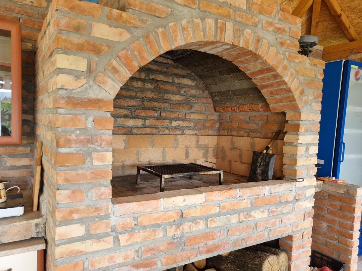 Villa Hoopovo House Fruska Gora Irig Esterno foto