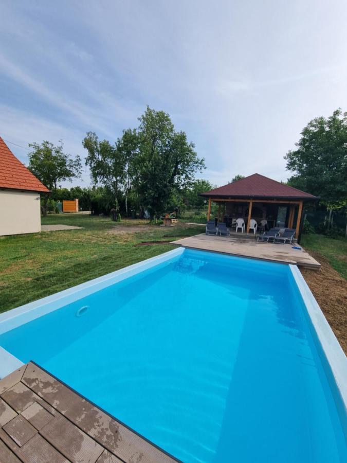 Villa Hoopovo House Fruska Gora Irig Esterno foto